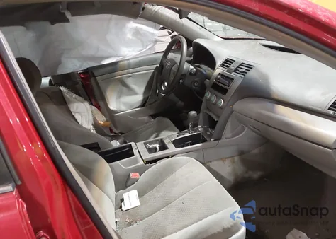 2008 Toyota Camry Le z USA, uszkodzony, nr VIN 4T1BE46K48U213317